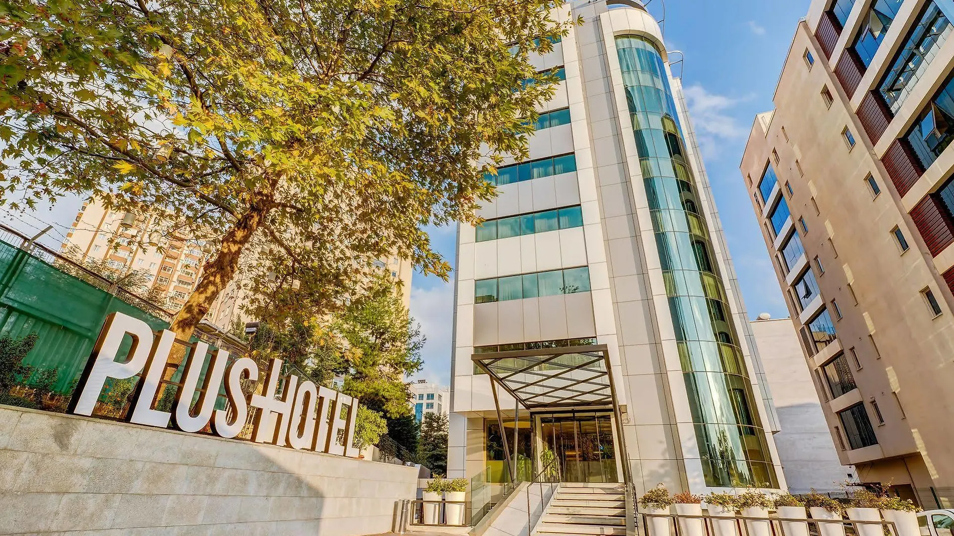 Plus Hotel Bostancı Ataşehir İstanbul